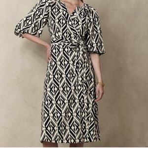 Geometric print banana Republic dress size medium petite